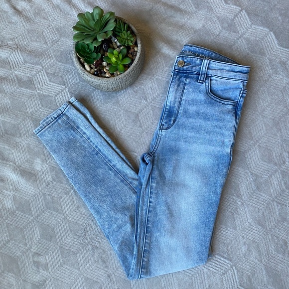 AEO High Rise Skinny Jeans Super Stretch - Picture 2 of 3